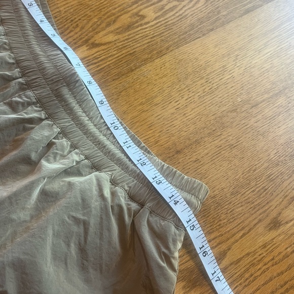 Good American Wide Leg Track Pants Pull On Tan *Measurements* 3 L EUC - Picture 8 of 12